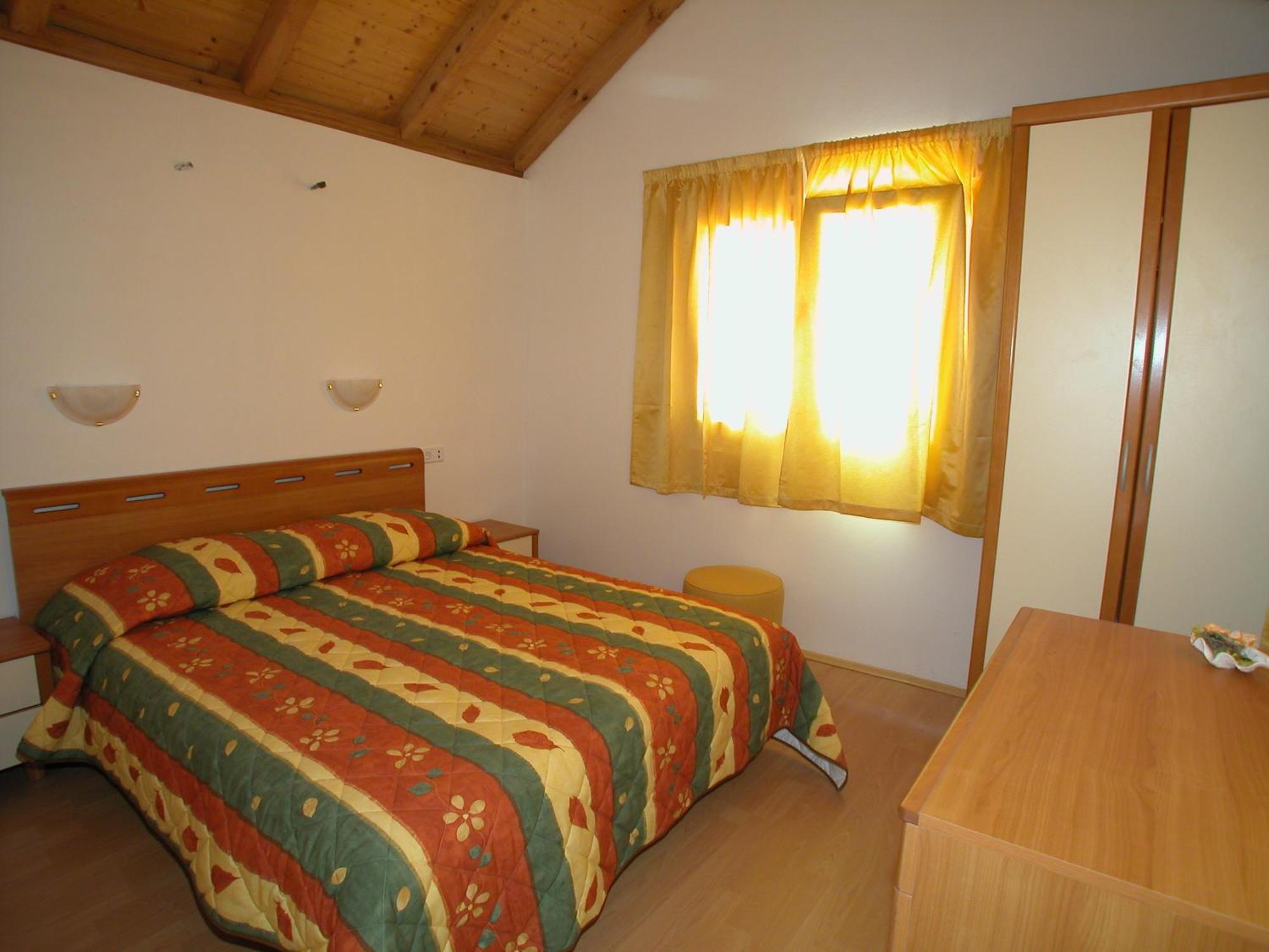 Villas Oleandri Vrboska Exterior photo